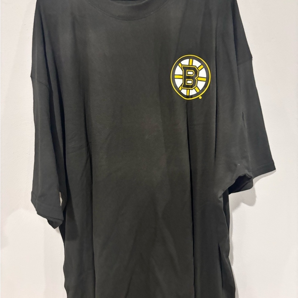 Fanatics  Bruins Black and Gold Logo Tee
